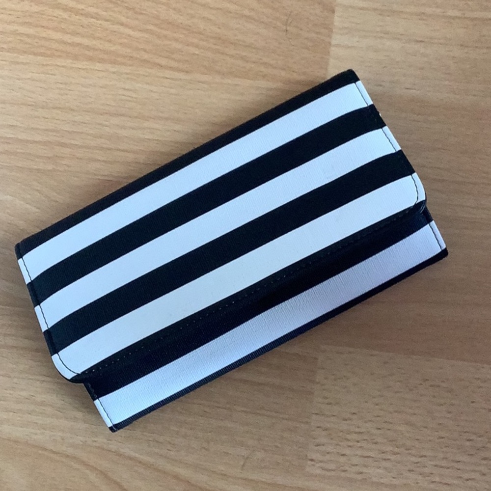 KUT From The Kloth Wallet